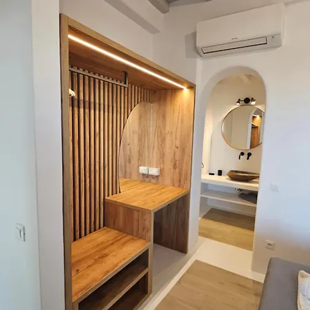 Aether Mykonos 3br With Serene Port & Town Views *