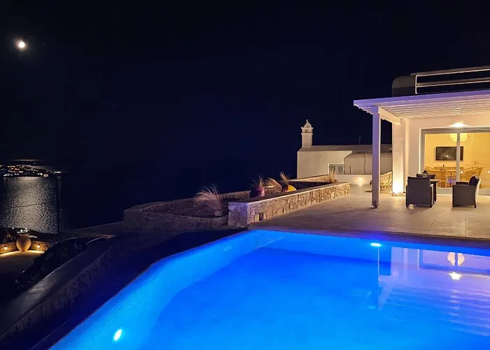 Aether Mykonos 3br With Serene Port & Town Views וילה *