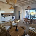 Aether Mykonos 3br With Serene Port & Town Views Villa Tourlos