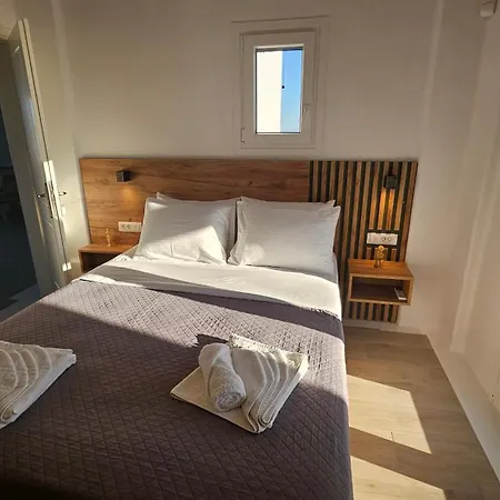 Aether Mykonos 3br With Serene Port & Town Views