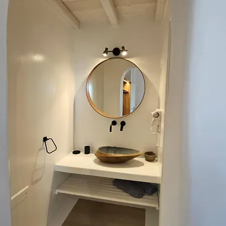 Aether Mykonos 3br With Serene Port & Town Views Vila Tourlos